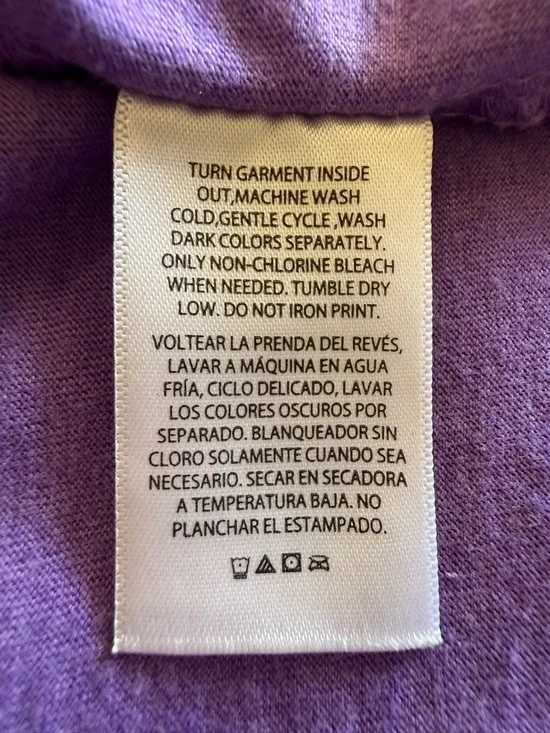 Purple "The Greatest Moms Get Promoted to Grandma" Graphic Tee - Picture 7 of 7